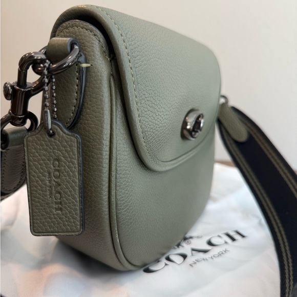 Coach Willow Saddle Bag Green with Gunmetal Hardware and Two Straps - Picture 2 of 6